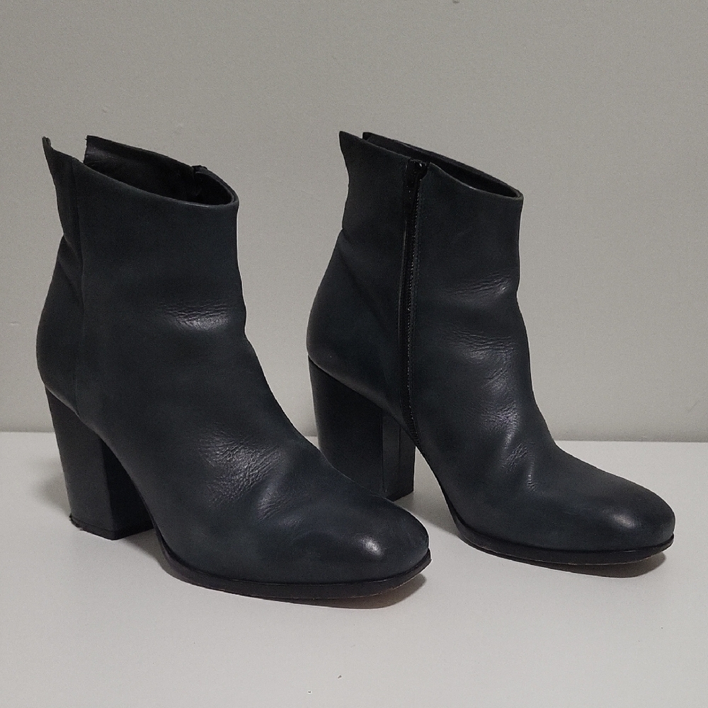 Black Chunky Heel Ankle Boots
